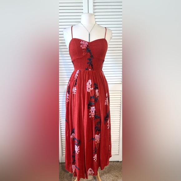 Free People Beau Red Floral Print Smocked Maxi Dress Size Small - Picture 4 of 10
